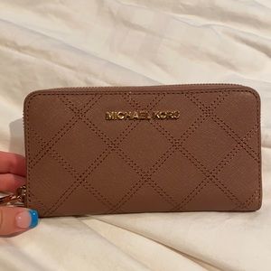 Michael Kors Wallet with wristlet